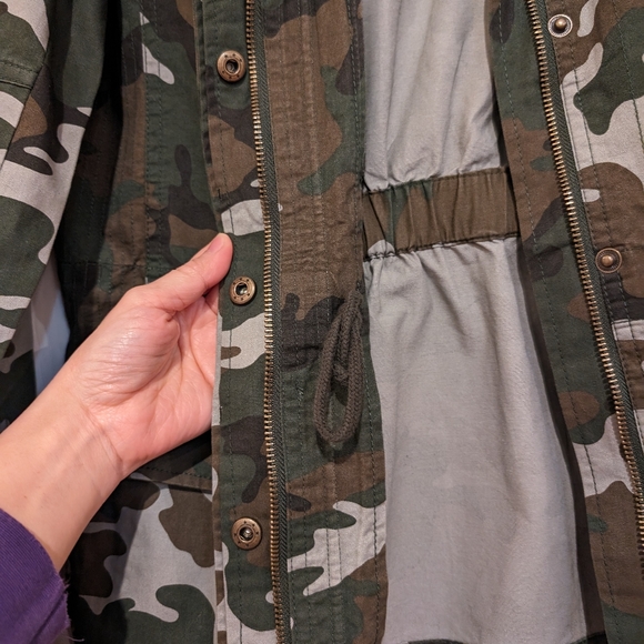 Love Tree Women's Camo Military Jacket - Picture 5 of 12